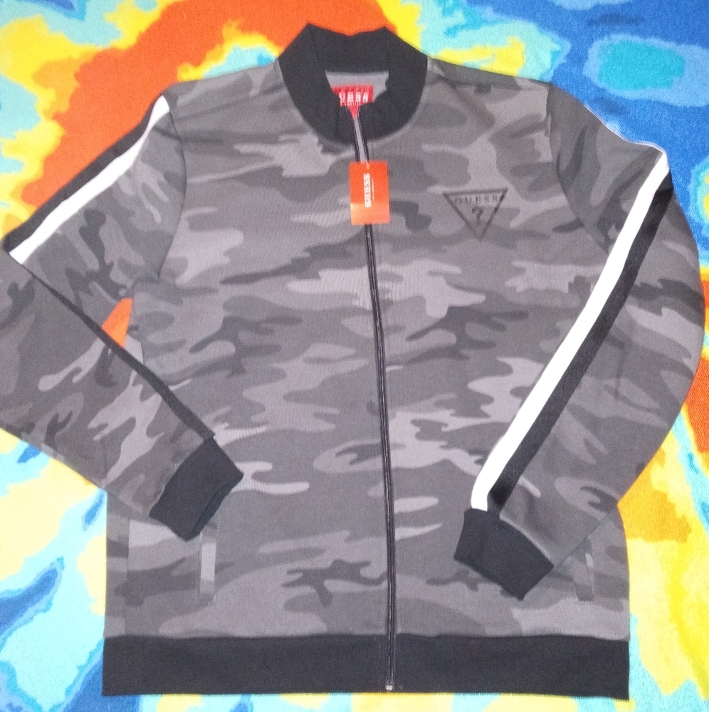 Guess NWT size men's L camo jacket